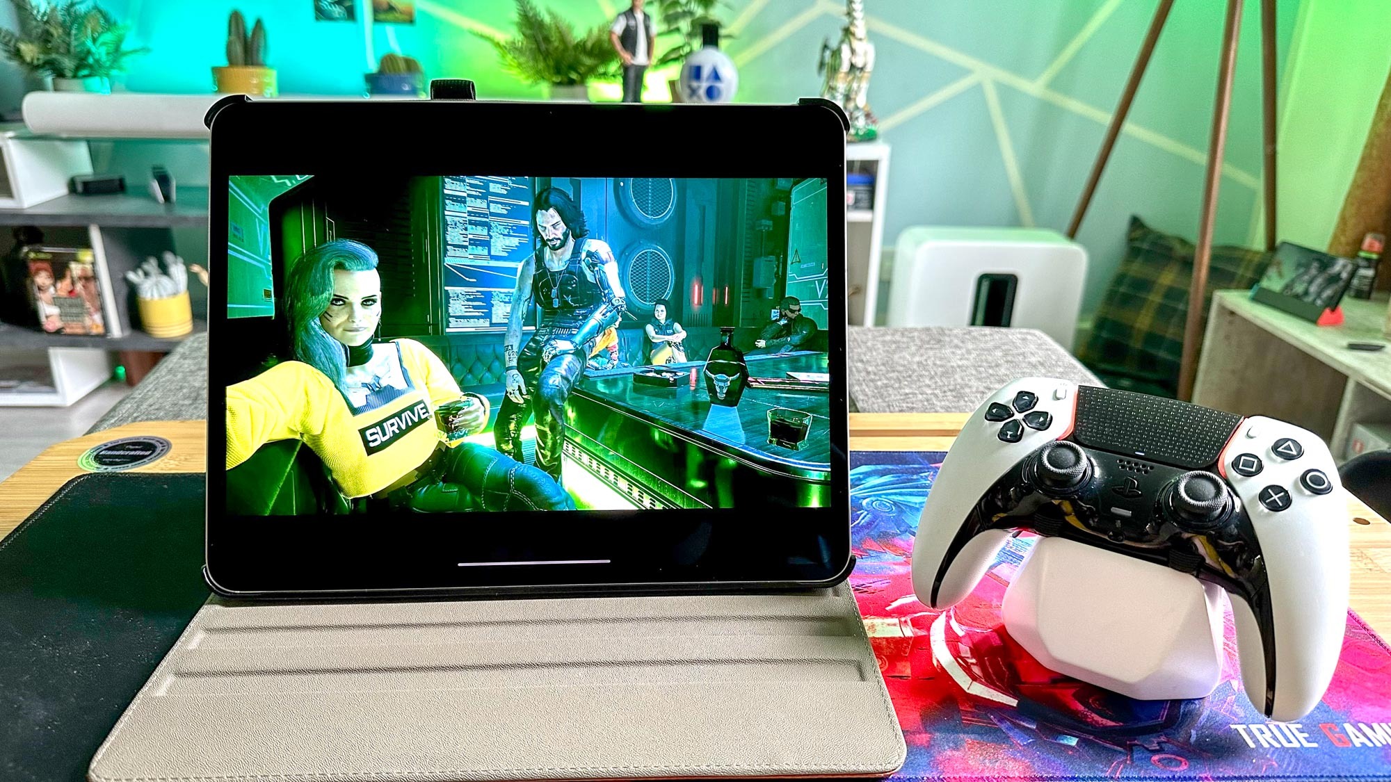 I Turned My New iPad Pro 2024 into a Gaming Laptop — Here’s How